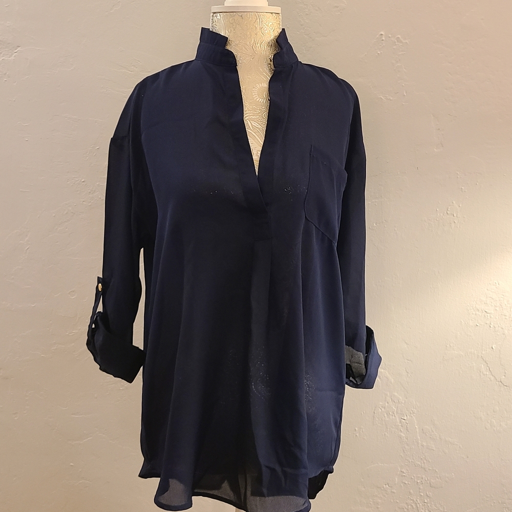 Tobi Long Sleeve Hi-Low Navy Blue Blouse - size Small